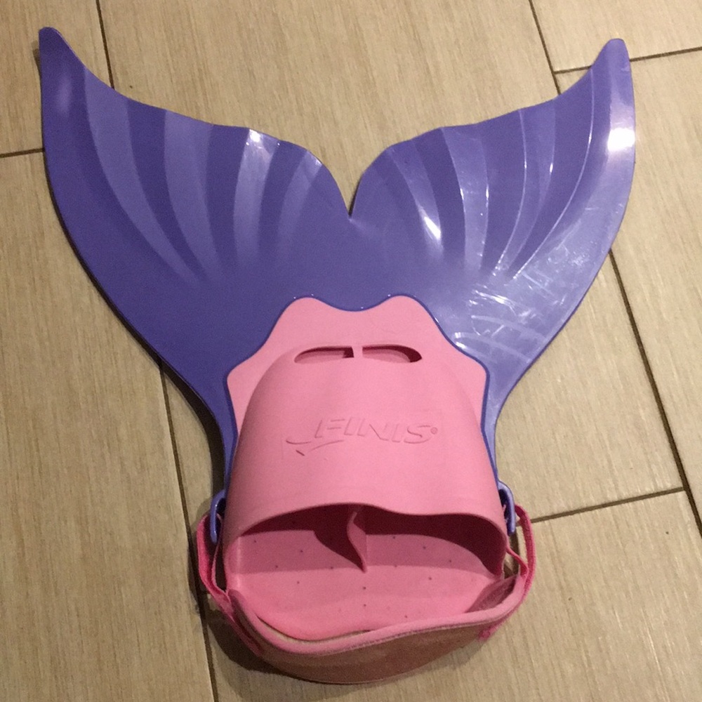 Mermaid “Mono Fin” Tail & custom skin ages 6+ - Picture 2 of 8
